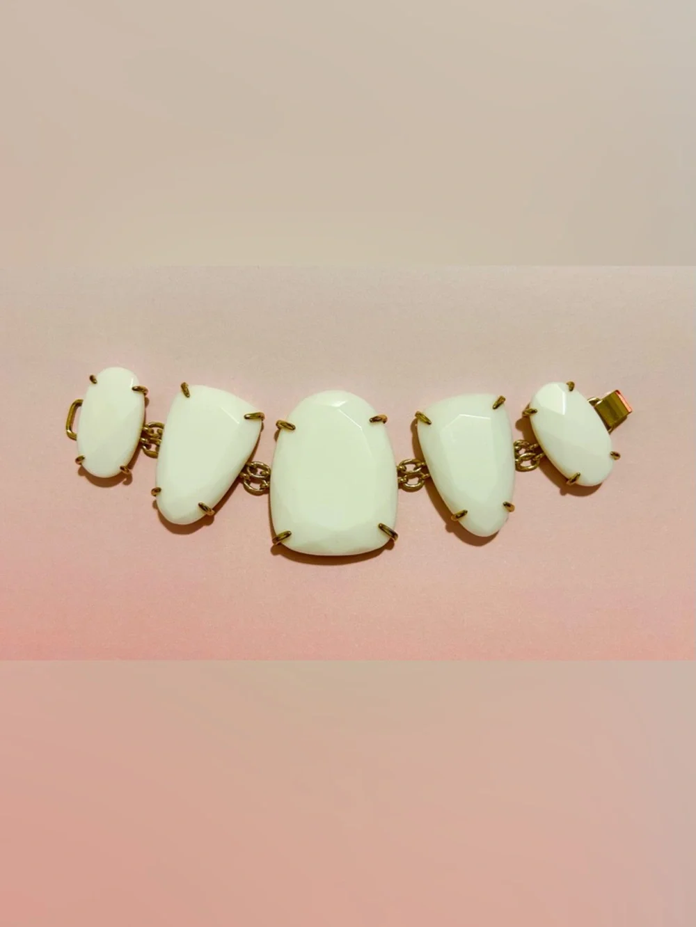 Kendra Scott Petra White Statement Bracelet with Gold Accents - Picture 1 of 2